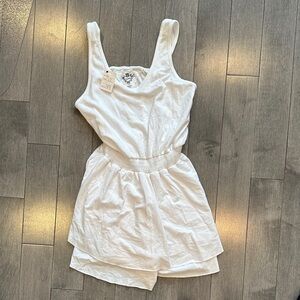 T2love Classic White shorts romper